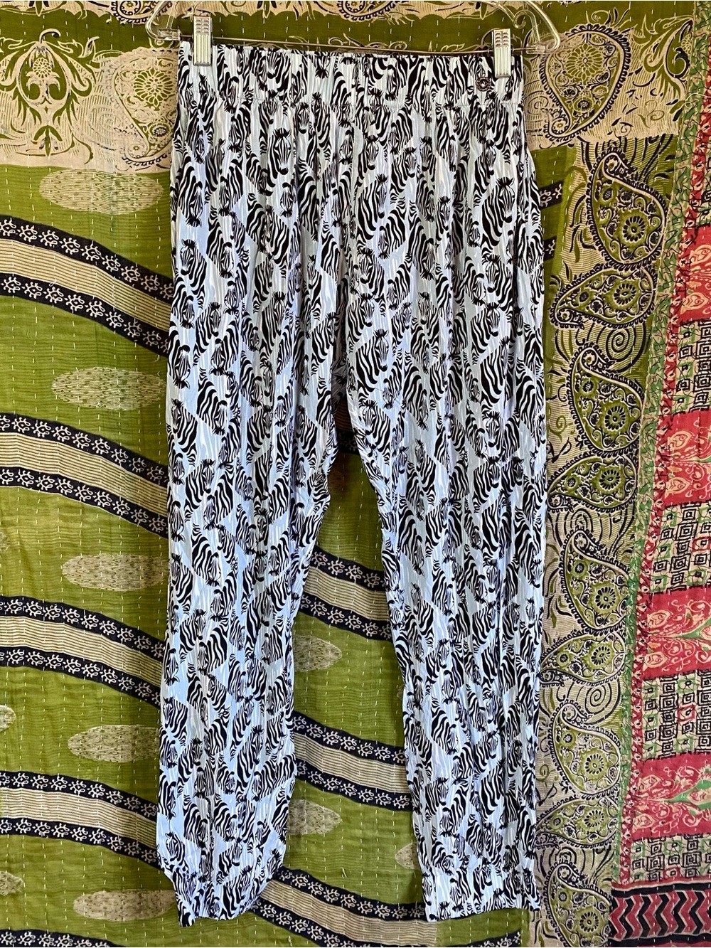OndadeMar Blue/ White Zebra Print Jogger Pants Size Medium Loud Resort Wear